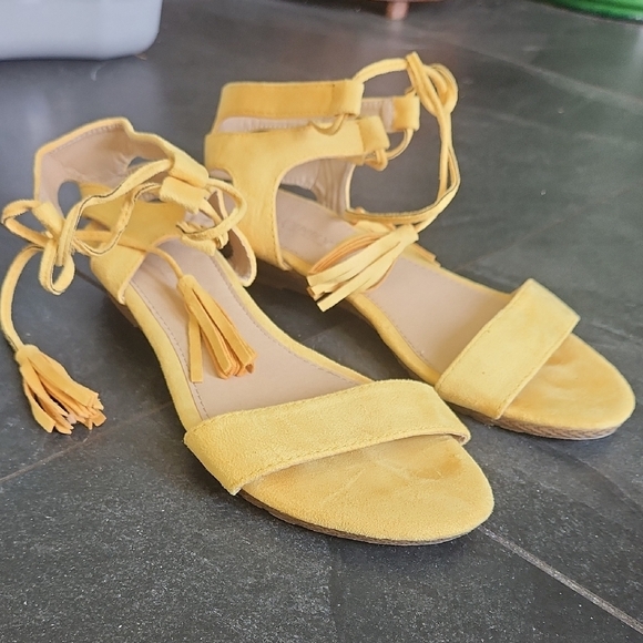 Pinky Yellow Sandals with Ankle Tassels - Picture 3 of 4